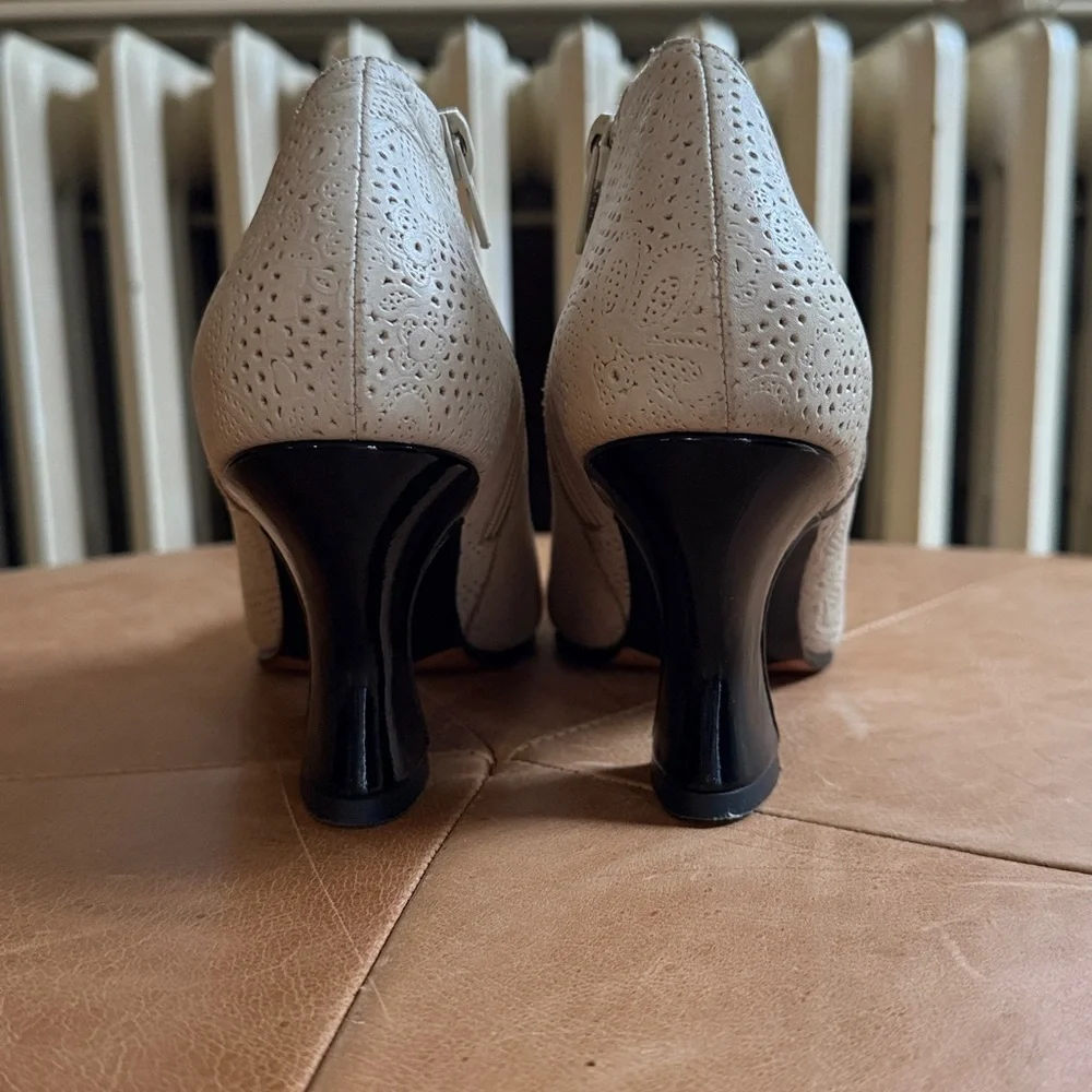 JOHN FLUVOG super cute booties 6.5 - Picture 6 of 8